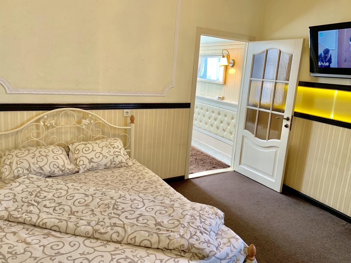 Апартаменты Apartment near the Opera House 2 separate bedrooms for 4 guests Львов