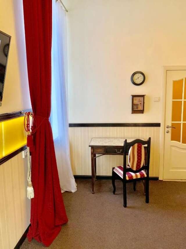 Апартаменты Apartment near the Opera House 2 separate bedrooms for 4 guests Львов-20